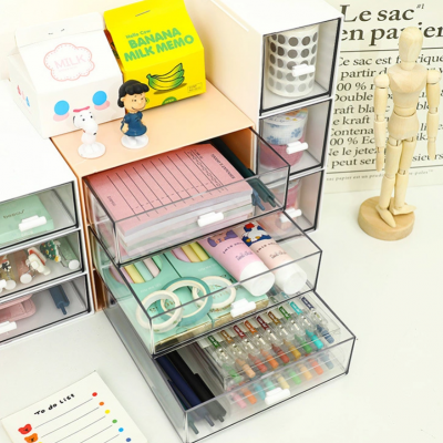 Tủ kệ nhiều ngăn trong suốt trang trí bàn học